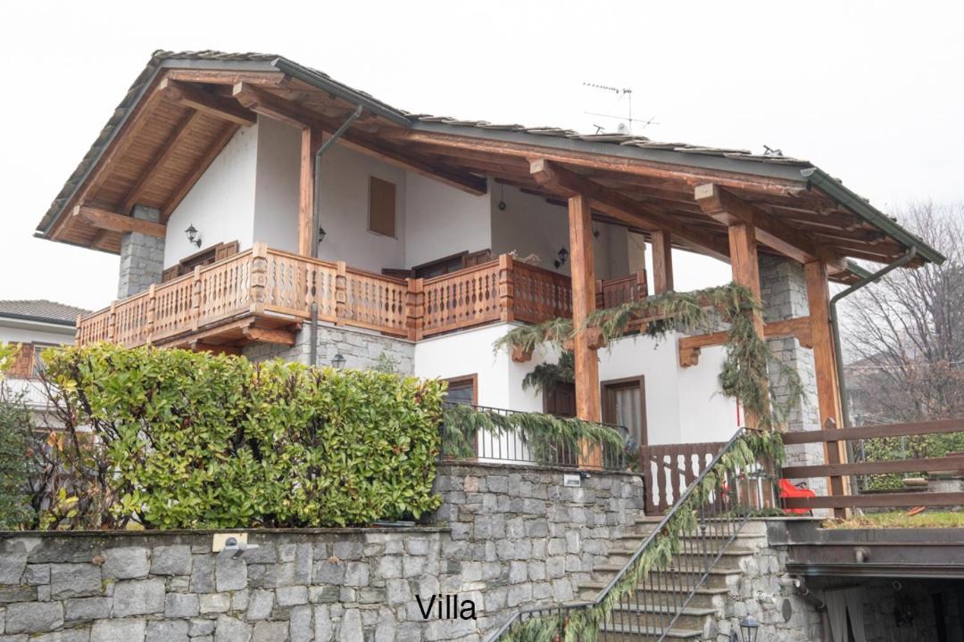 Apartamento Casa tipica valdostana Aosta Exterior foto